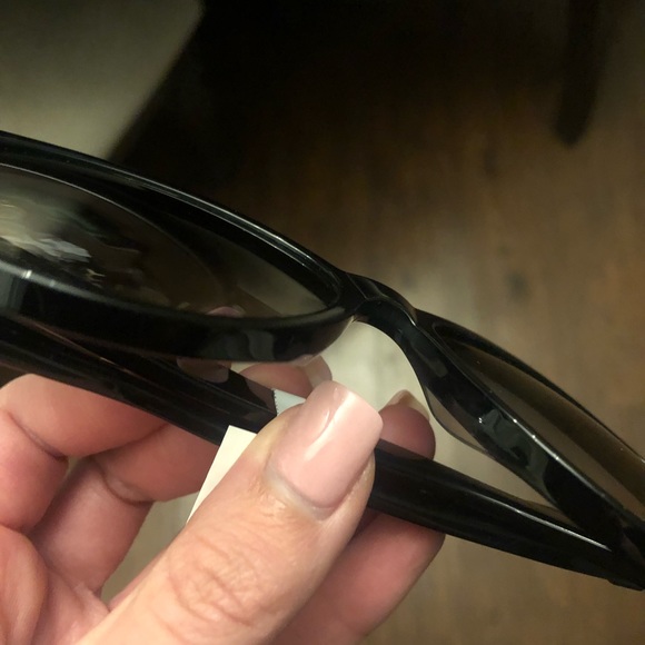 🔥NEW YSL BEST SELLER SUNGLASSES 🔥 - Picture 15 of 15